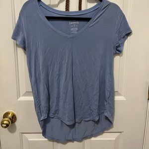 American eagle v neck shirt